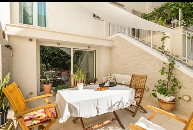 Meraki B&B Lecce Exterior foto